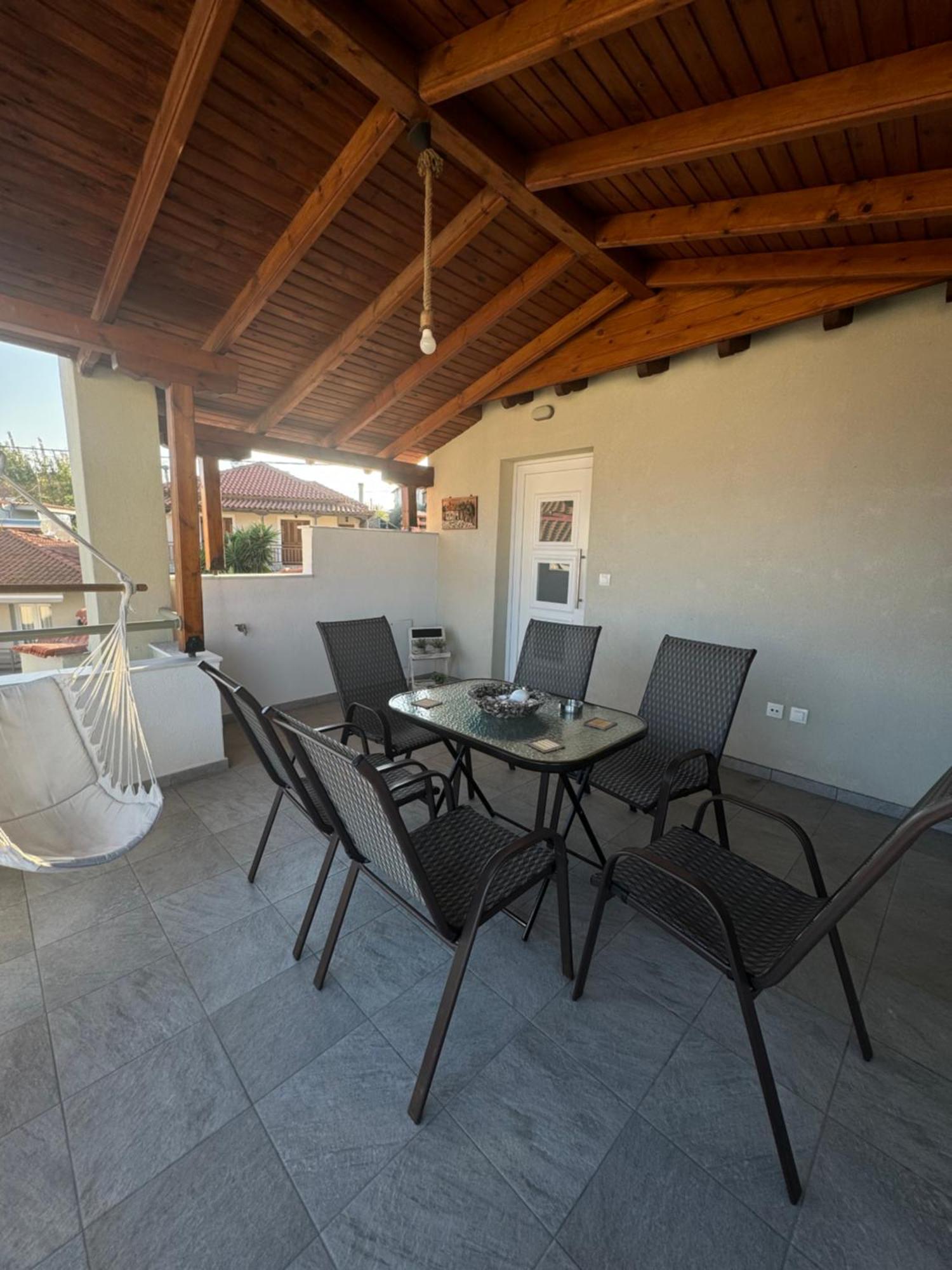 Private Modern Apartment Nea Roda Bagian luar foto